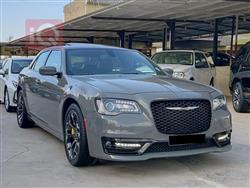کرایسلەر 300